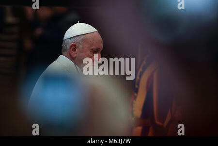 Vatikan, Vatikan. 28 Feb, 2018. Der Staat der Vatikanstadt (Heiliger Stuhl) Papst Franziskus während seiner Generalaudienz im Vatikan Credit: Evandro Inetti/ZUMA Draht/Alamy leben Nachrichten Stockfoto