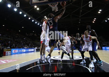 Straßburg, Frankreich. 23 Feb, 2018. Boris Diaw Frankreichs während der FIBA Basketball WM 2019 Europäische Qualifier zwischen Frankreich und Russland match gesehen. Credit: E78A9190.jpg /SOPA Images/ZUMA Draht/Alamy leben Nachrichten Stockfoto