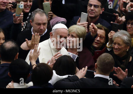 Vatikan, Vatikan. 28 Feb, 2018. Der Staat der Vatikanstadt (Heiliger Stuhl) - Papst Franziskus während seiner Generalaudienz im Vatikan. Credit: Evandro Inetti/ZUMA Draht/Alamy leben Nachrichten Stockfoto