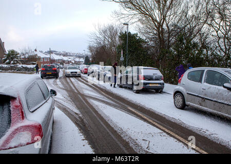 Leeds, Großbritannien. 28. Februar, 2018. Das Einfrieren der Arktis Wetter genannt das Tier aus dem Osten bringt Schnee und schlechtes Wetter nach Leeds, UK Credit: Mint Fotografie/Alamy leben Nachrichten Stockfoto