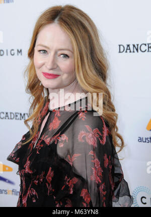 LOS ANGELES, Ca - 27. Februar: Schauspielerin Miranda Otto die Los Angeles Premiere von Australiansinfilm "Dance Academy" an der Charlie Chaplin Theater in der Raleigh Studios am 27. Februar 2018 in Los Angeles, Kalifornien. Foto von Barry King/Alamy leben Nachrichten Stockfoto