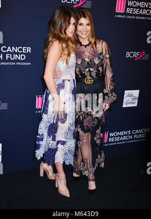 Los Angeles, Kalifornien, USA. 27 Feb, 2018. Lori Loughlin, Olivia Jade Giannulli019 kommt an der Die Women's Cancer Research Fund Ein unvergesslicher Abend Benefizgala im Beverly Wilshire Hotel Vier Jahreszeiten am 27. Februar 2018 in Beverly Hills, Kalifornien. Credit: Tsuni/USA/Alamy leben Nachrichten Stockfoto