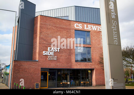 East Side Besucherzentrum und cs lewis Square in connswater in Ost Belfast Nordirland Stockfoto