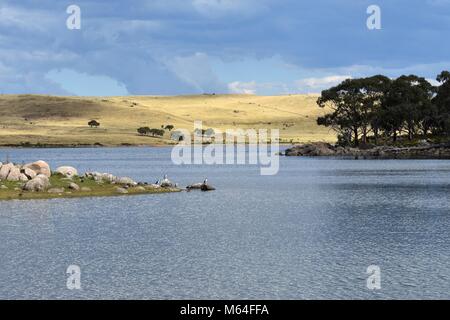 Blick auf Lake Jindabyne Stockfoto