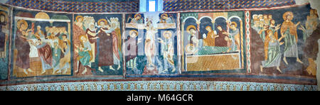 Innenraum Byzantinischen romanischen Stil christlichen Fresken von scens aus dem Leben Christi, Santissima Trinità di Saccargia, geweiht 1116 AD, Codrong Stockfoto