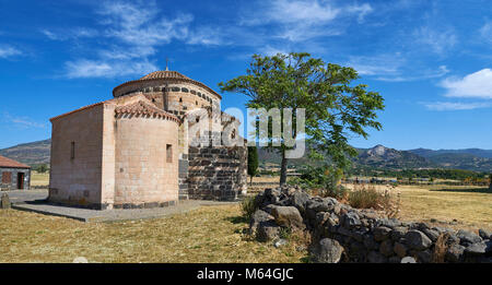 Bild und Bild des Byzantinischen romanische Kirche Santa Sabina in Santa Sabina Nuraghischen archäologische Stätte, Mittlere Bronzezeit, Silanus, Sardi Stockfoto