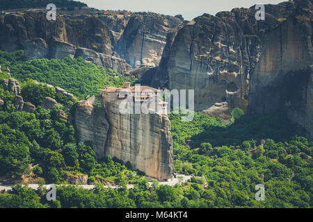 Meteora Klöster in Griechenland, Kalambaka Region Thessalien. Panorama künstlerisches Bild. Stockfoto