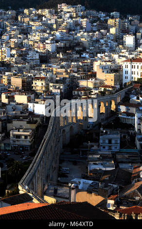 Tolles Panorama der Altstadt von Kavala, Ostmakedonien und Thrakien, Griechenland Stockfoto