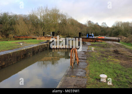 Appley Bridge Lock, 15. Dezember 2017, der Tag war es zur Navigation nach dem Einbau eines neuen Schleusentore am Leeds und Liverpool canal wieder geöffnet Stockfoto