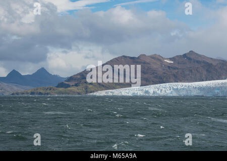 Britisches Überseegebiet, Südgeorgien, Fortuna Bay, Fortuna Glacier. Stockfoto