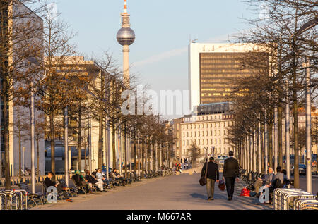 Berlin, im Bundestag, Paul - Lšbe-Allee, Fernsehturm, Deutschland Stockfoto