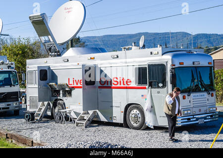 West Virginia, Appalachia Appalachia, Alderson, ländlich, ländlich, ländlich, Alderson Federal Prison for Women, in der Nähe des Eingangs, Medien erwarten die Ankunft von Ma Stockfoto