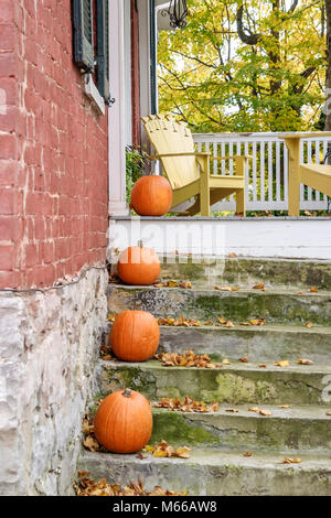 West Virginia Greenbrier County, Lewisburg, historisches Backsteinhaus, Haushaus Häuser Wohnimmobilien, Nachbarschaft, Wohntreppen Treppen Stockfoto