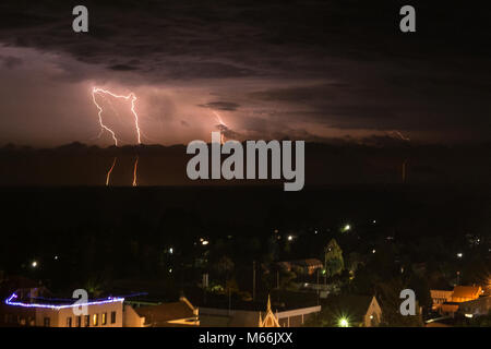 Blitze Licht, das den Himmel über dem bei Katoomba Blue Mountains, New South Wales, Australien Stockfoto