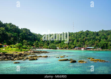 Schöner Strand auf Koh Rong Samloem Insel, Sihanoukville, Kambodscha. Stockfoto