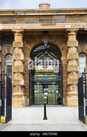 Die alten viktorianischen Gefängnis auf der Crumlin Road in Belfast Nordirland jetzt eine beliebte Touristenattraktion und Rezeption Center, Stockfoto