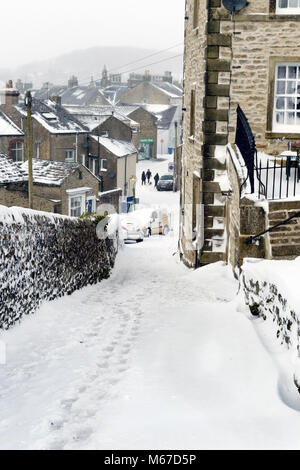 Vereinbaren, North Yorkshire. 1 Mär, 2018. UK Wetter: Schnee, Kälte und starken Winden auf der North Yorkshire Markt Stadt niederlassen. Quelle: John Bentley/Alamy leben Nachrichten Stockfoto