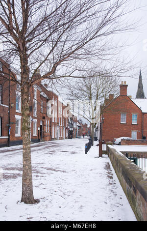 Lichfield, Staffordshire, England 1 | März 2018. Schnee und Eis Grüße der erste Tag des Frühlings. Dam Street Lichfield. Quelle: David Keith Jones/Alamy leben Nachrichten Stockfoto