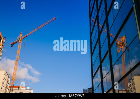 Lissabon, Portugal - durch die Kombination von Moderne und alte Architektur, Lissabon, Portugal Stockfoto