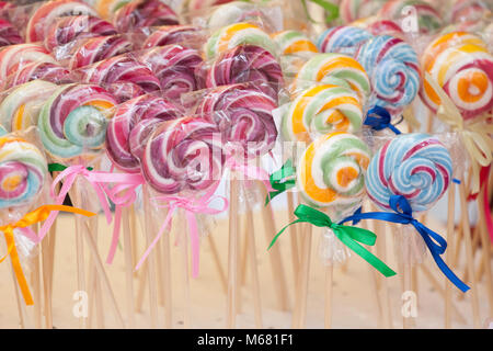 Bunte lollipops - Zähler, Verkauf, Stockfoto