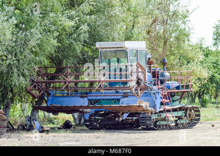 Mähdrescher Landmaschinen Alten rostigen Mähdrescher. Stockfoto