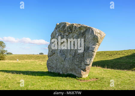 Die standing stones von Avebury, ein neolithisches Henge, wurde von der UNESCO zum Weltkulturerbe 1986, Avebury, Wiltshire, England, Großbritannien Stockfoto