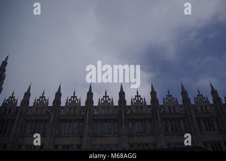 Marischal College, Universität Aberdeen senkrecht Gotischen während Tier aus dem Osten, Schnee, Sturm Emma. Aberdeen, Schottland, Großbritannien. Stockfoto