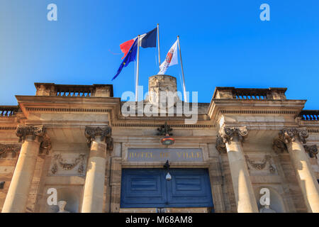 Bordeaux, Frankreich - 26. Januar 2018: Detailansicht von Bordeaux Rathaus an einem Wintertag Stockfoto