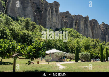 Pénitents Les Mées Les Mees Digne-les-Bains Alpes-de-Haute-Provence Provence-Alpes-Côte d'Azur Frankreich Stockfoto