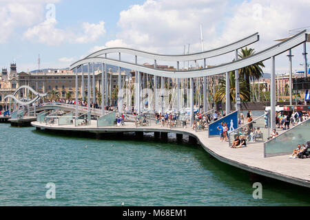 Maremagnum Shopping Center in der Nähe der Barcelona Port Vell Stockfoto