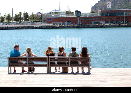 Maremagnum Shopping Center in der Nähe der Barcelona Port Vell Stockfoto