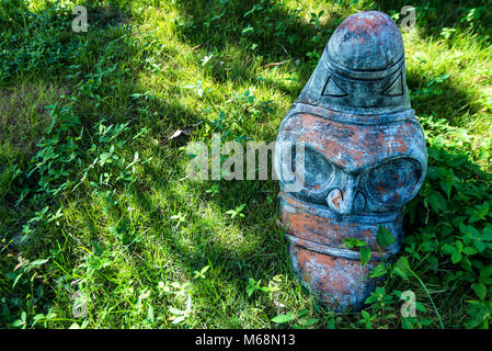 Taino Idol auf Gras Stockfoto