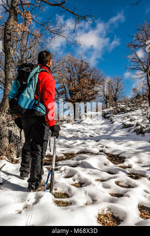 Italien Basilikata lukanische Apennin Nationalpark - Berg von viggiano - Trekking auf dem Schnee Stockfoto