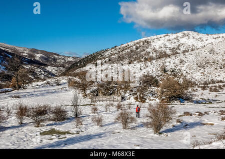 Italien Basilikata lukanische Apennin Nationalpark - Berg von viggiano - Trekking auf dem Schnee Stockfoto