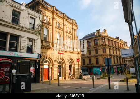 Santander Niederlassung in Bradford City Center. Stockfoto