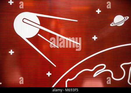 Ein Schematisches Bild des Satelliten von Saturn und die Erde auf rotem Hintergrund Stockfoto
