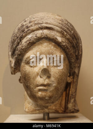 Marmor Kopf von einem Porträt Statue einer velied Priesterin der Göttin Vesta. Roman, 100-20 AD. Italien. British Museum. London. Stockfoto