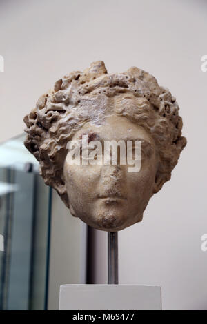 Marmor aus einem über lebensgroße Statue der Kaiserin Livia als Göttin Ceres. Sizilien, AD 30-50. British Museum. London. Stockfoto