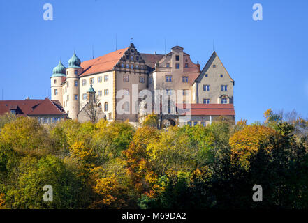 Malerischer Blick auf Schloss Kapfenburg, im Sommer, im Süden von Deutschland, Baden-Wuerttemberg Schwäbische Alb in der Nähe von Nördlingen Stockfoto