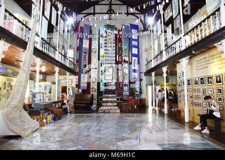 District Six Museum, eine Gedenkstätte für die 60 000 Bewohner der innerstädtischen Bereich, der in den 60er Jahren wurden unter der Apartheid gvt. Stockfoto