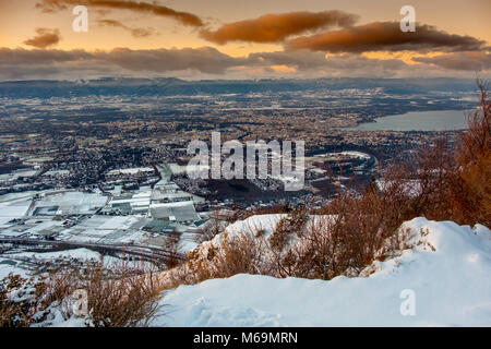 Panoramaaussicht, verschneite Landschaft von Genf. Genève Suisse. Genf. Die Schweiz. Schweiz, Europa Stockfoto