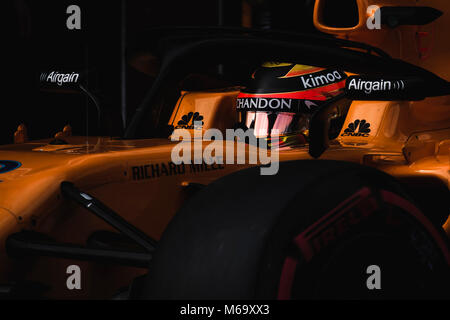 Barcelona, Spanien. 1. März, 2018: STOFFEL VANDOORNE (BEL) in seinem McLaren MCL 33 am Boxenstopp an Tag vier der Formel-1-Prüfung am Circuit de Catalunya Credit: Matthias Oesterle/Alamy leben Nachrichten Stockfoto