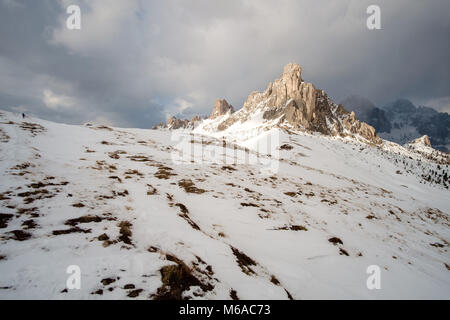 Fantastische Winterlandschaft in der Nähe von Passo Giau - Dolomiten - Italien Stockfoto