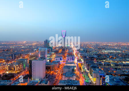 Riad Skyline bei Nacht #7, der Hauptstadt von Saudi-Arabien Stockfoto