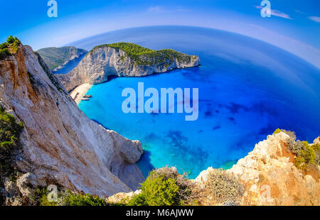 Navagio Bucht Zakynthos. Shipwreck Beach Blick von oben. Fisheye Panorama-aufnahme, HDR-Effekt Stockfoto
