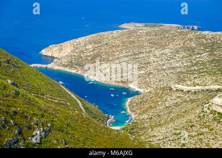 Porto Vromi Bucht Zakynthos. Touristische Attraktion, weil auf das klare blaue Wasser und Sport Stockfoto