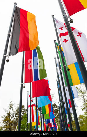 Bei der Verabschiedung der Flaggen der Länder - Mitglieder. Besuchen offizielle FIFA-Hauptsitz in Zürich Stockfoto