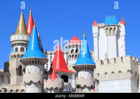 LAS VEGAS, USA - 14. APRIL 2014: Excalibur Hotel & Casino Resort in Las Vegas. Der Komplex hat 3,981 Zimmer und ist im Besitz von MGM Resorts Internat Stockfoto