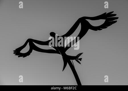 Red Kite Skulptur und penybonc Nant yr Arian Forest Centre in der Nähe von Aberystwyth, Ceredigion, Wales Stockfoto