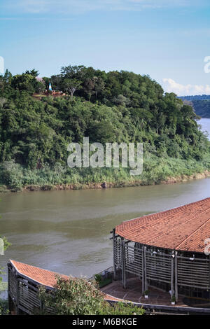 Argentinien und Paraguay gesehen von der Triple-Grenze Sehenswürdigkeiten in Brasilien Stockfoto